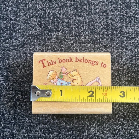 •Disney’s Classic Winnie The Pooh Storytime Bookplate Rubber Stamp• - Picture 4 of 5